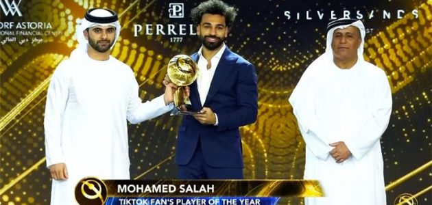 محمد صلاح أفضل لاعب في العالم بتصويت الجماهير من جلوب سوكر